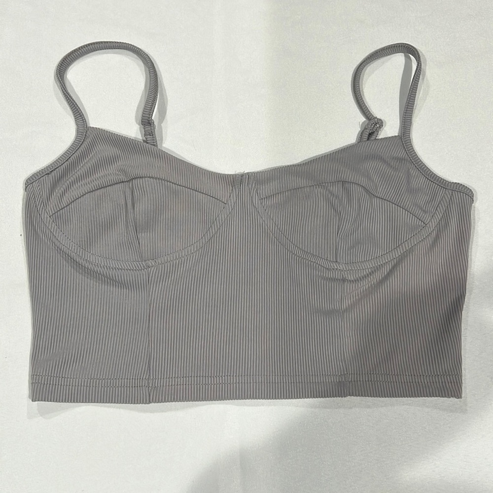 SHEIN. Gray ribbed crop top. Size small.